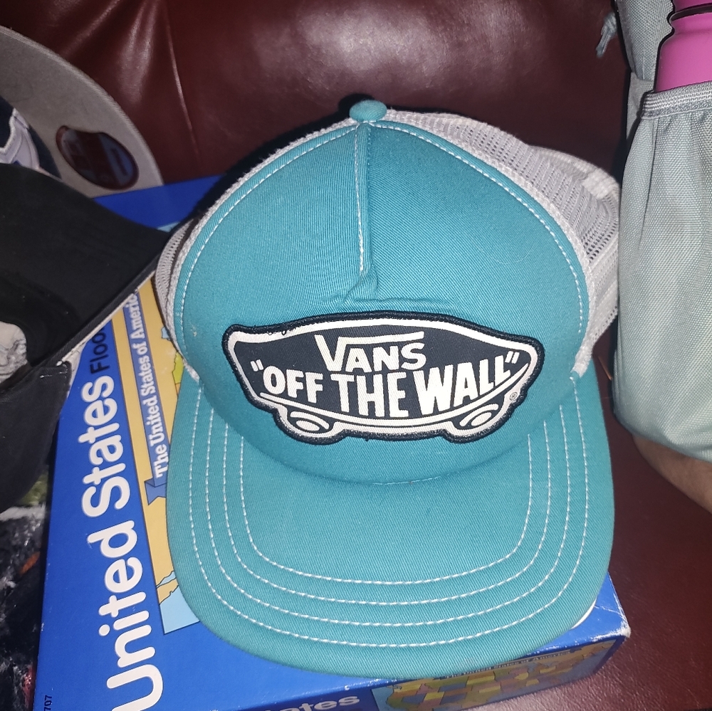 Vans Turquoise and Gray Mesh Cap